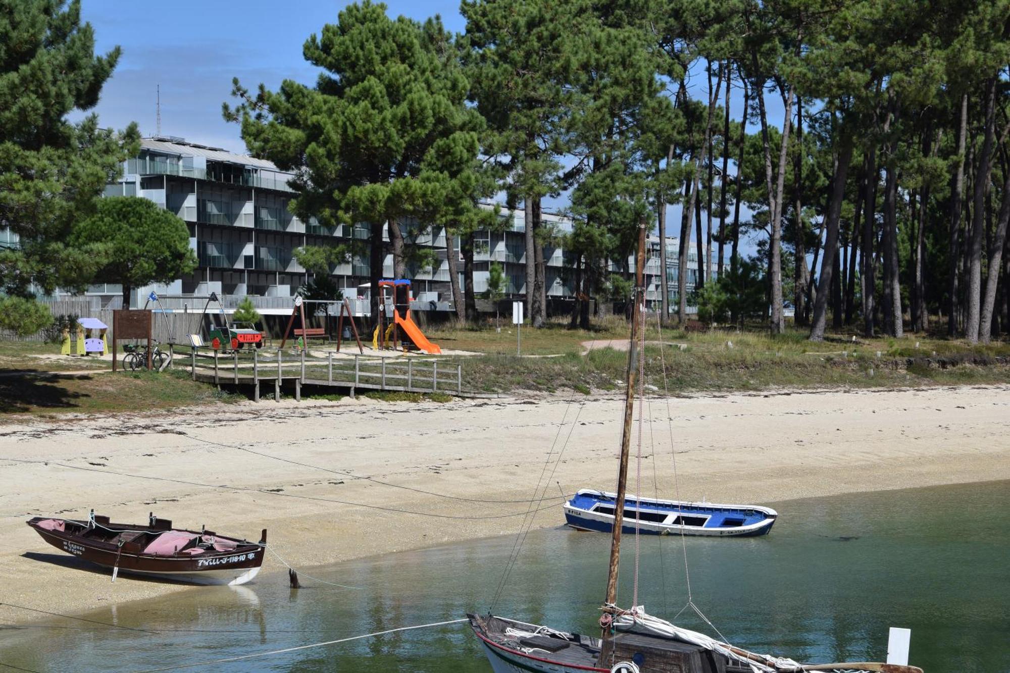 Apartamento De Mar Y Playa En Illa De Arousa エクステリア 写真